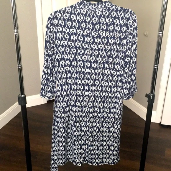 NWT Classically stylish “upgraded” shirt dress - Picture 15 of 15
